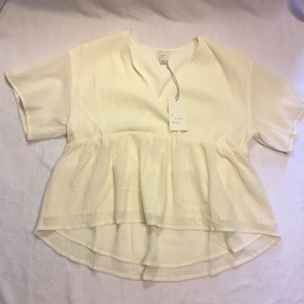 New with tags Women's a new day top Boho XS